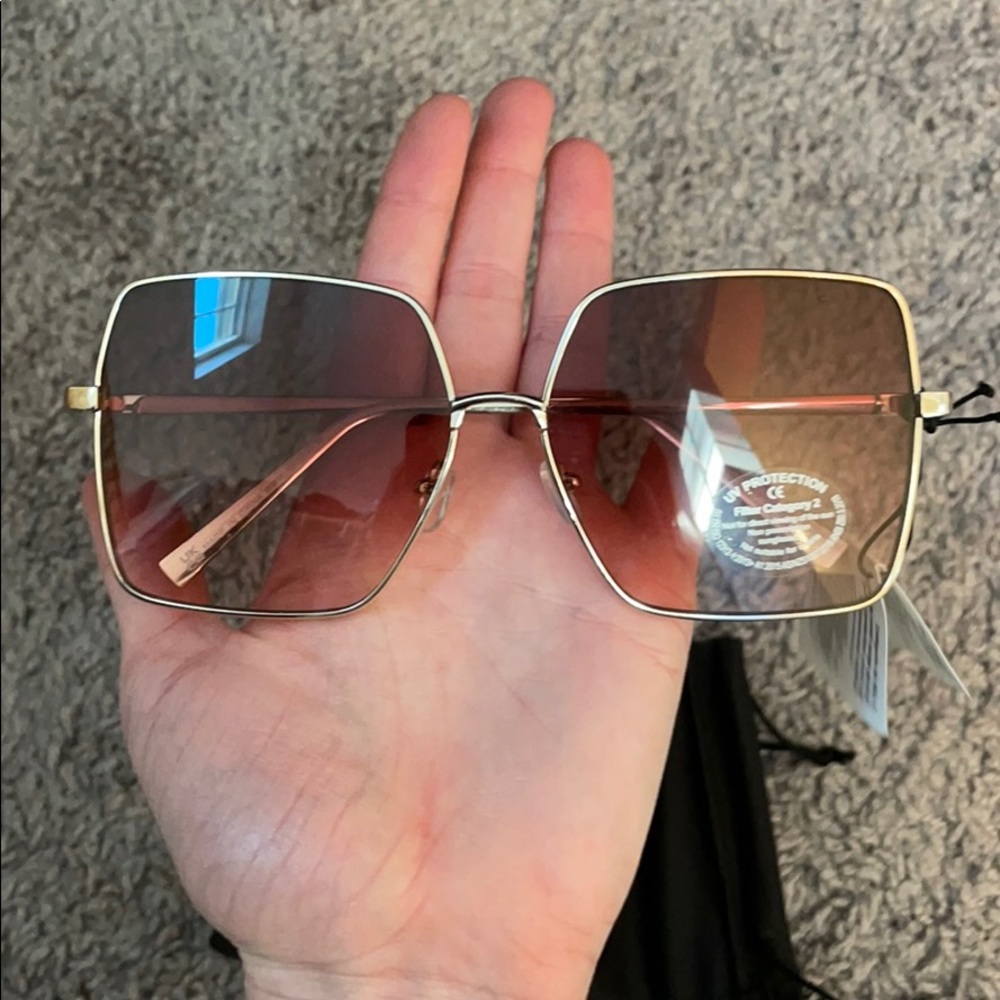 ASOS Square Frame Sunglasses - Picture 3 of 3